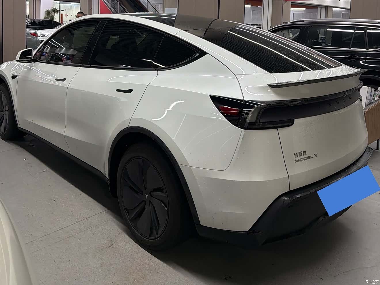 Tesla Model Y, 2025 13