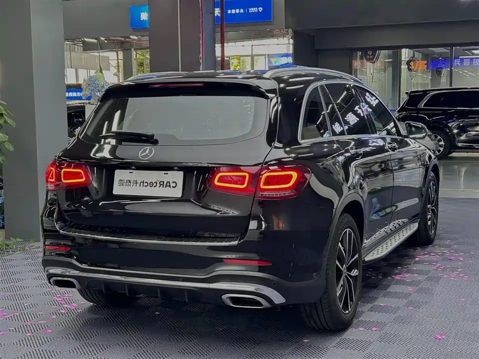 Mercedes-Benz GLC Mercedes-Benz GLC