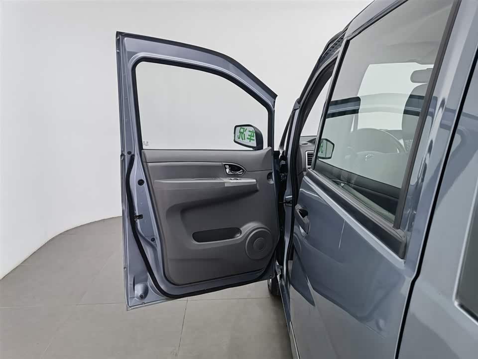 Dongfeng Handsome guest