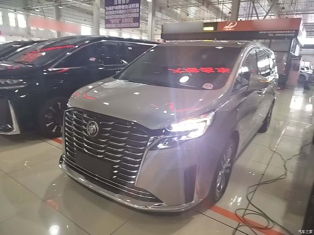 Buick GL8, 2023 1