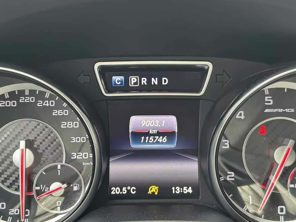 Mercedes-Benz GLA AMG Mercedes-Benz GLA AMG