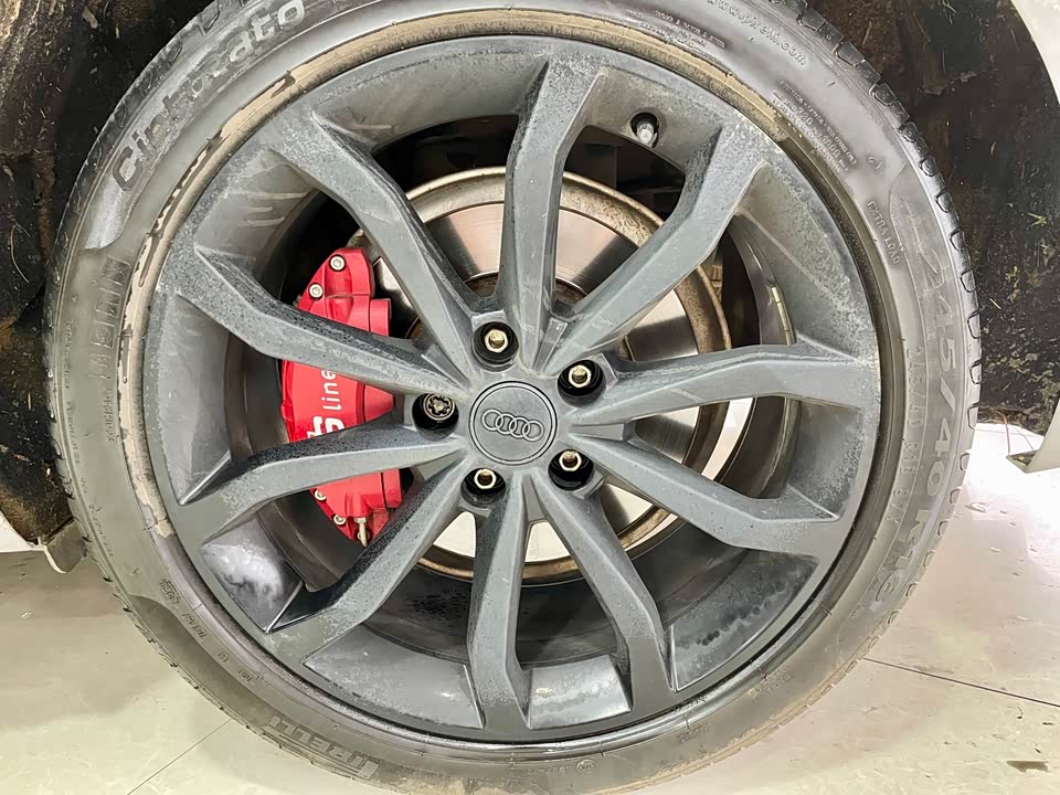 Audi A4L
