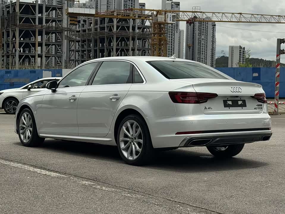 Audi A4L