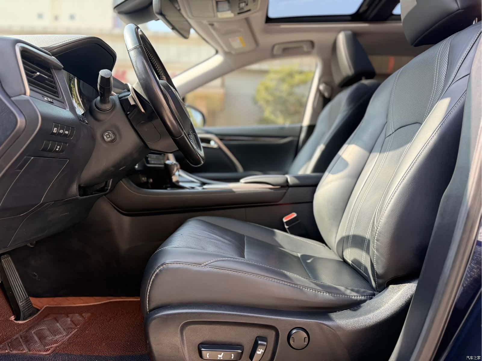 Lexus RX, 2020 все фото