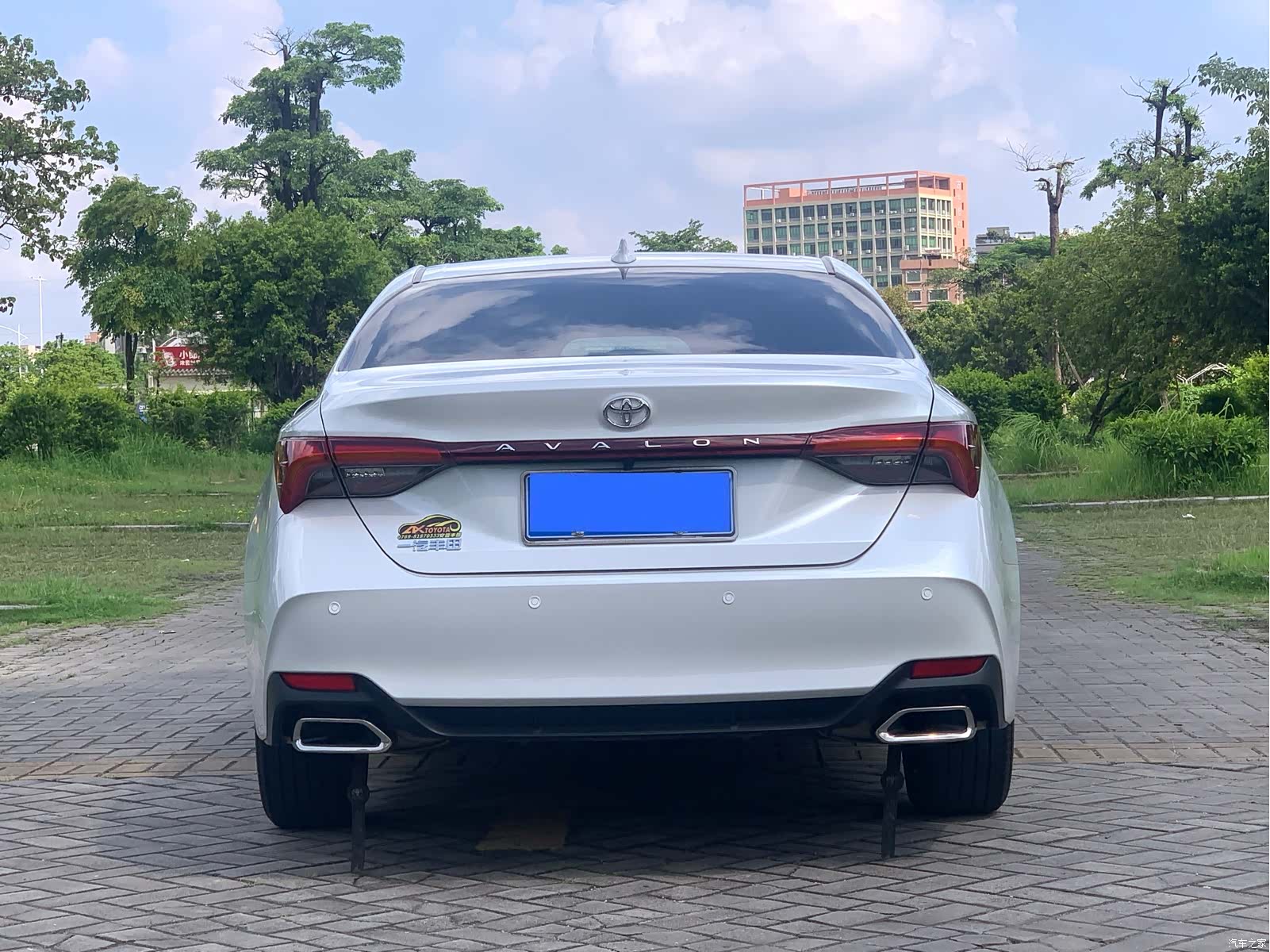 Toyota Avalon, 2024 все фото