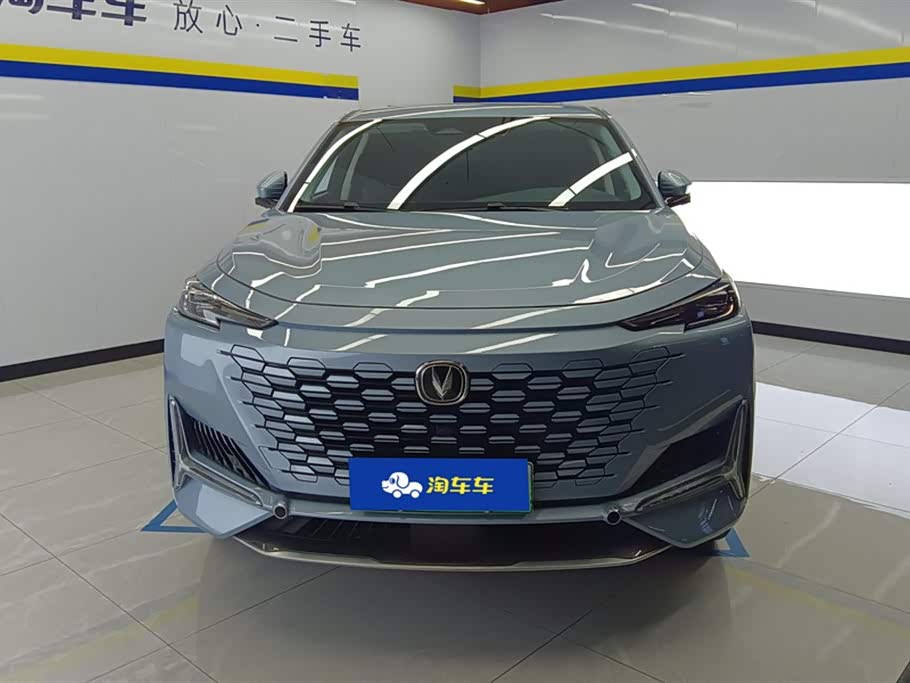 Changan UNI-K Smart iDD