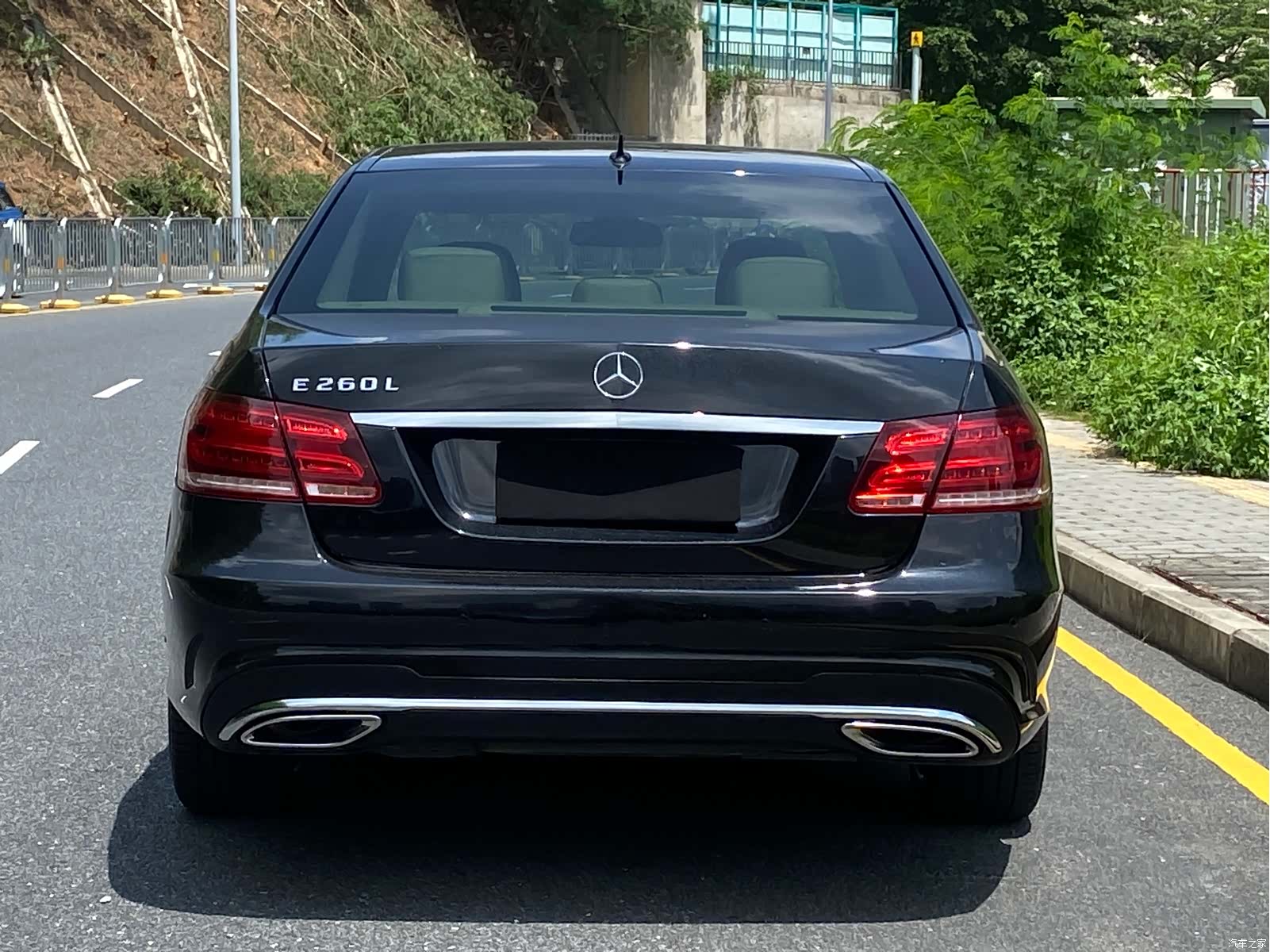 Mercedes-Benz E-Class, 2014 19