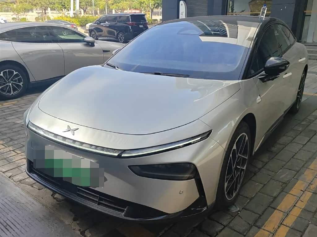 XPENG P7+
