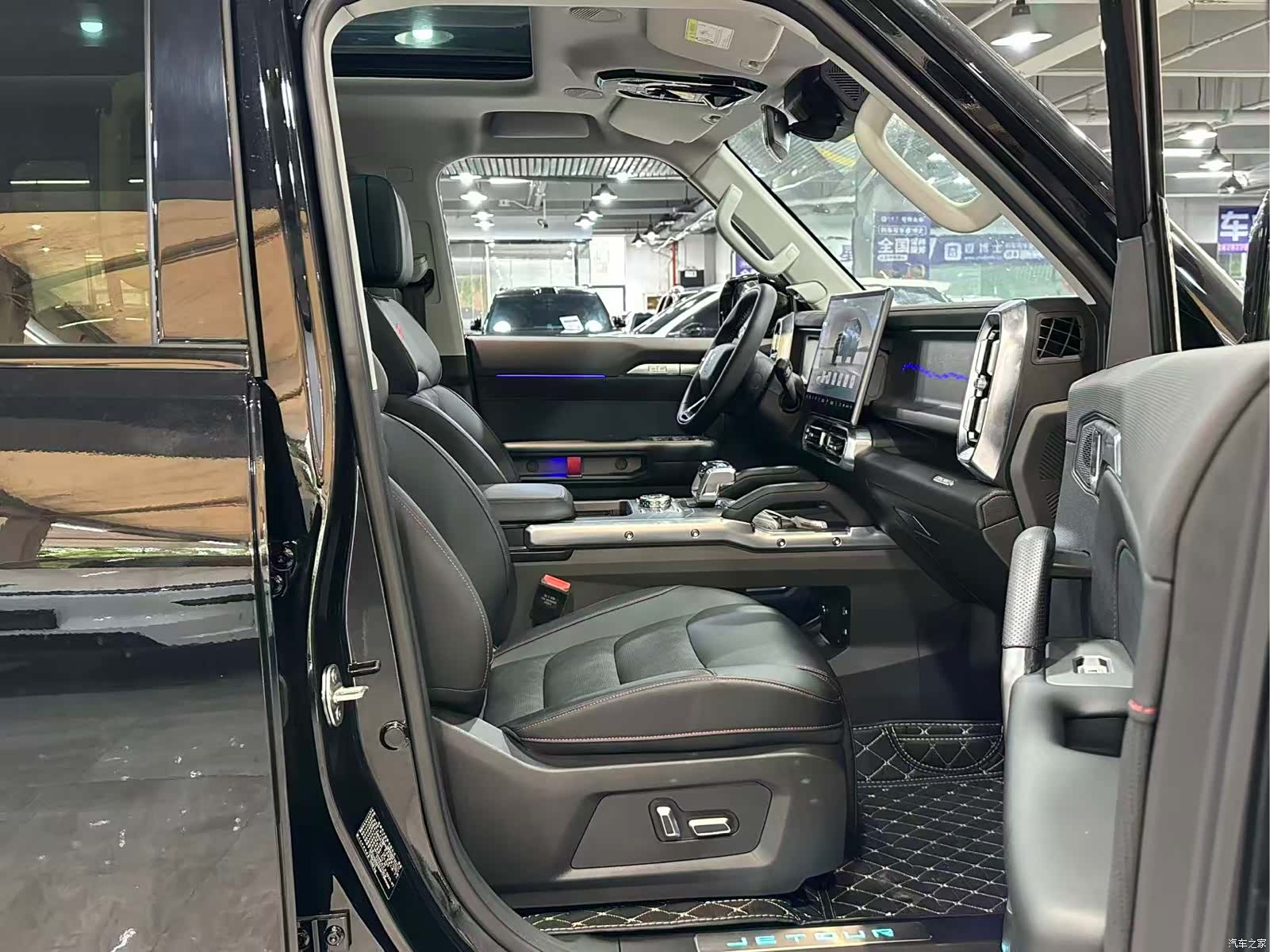 Jetour Traveller, 2026 17