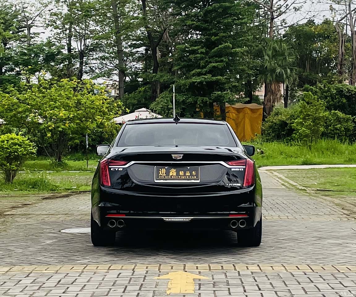 Cadillac CT6, 2021 все фото