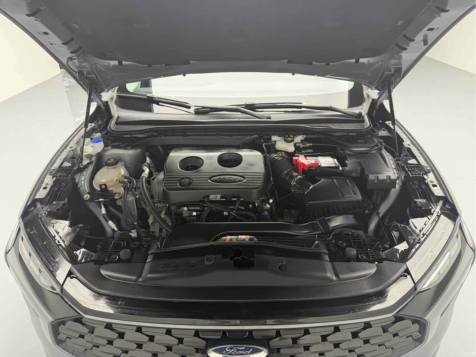 Ford Mondeo, 2024 19