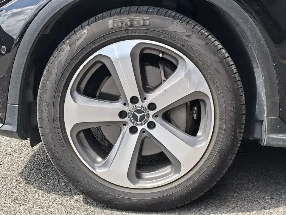 Mercedes-Benz GLC Mercedes-Benz GLC