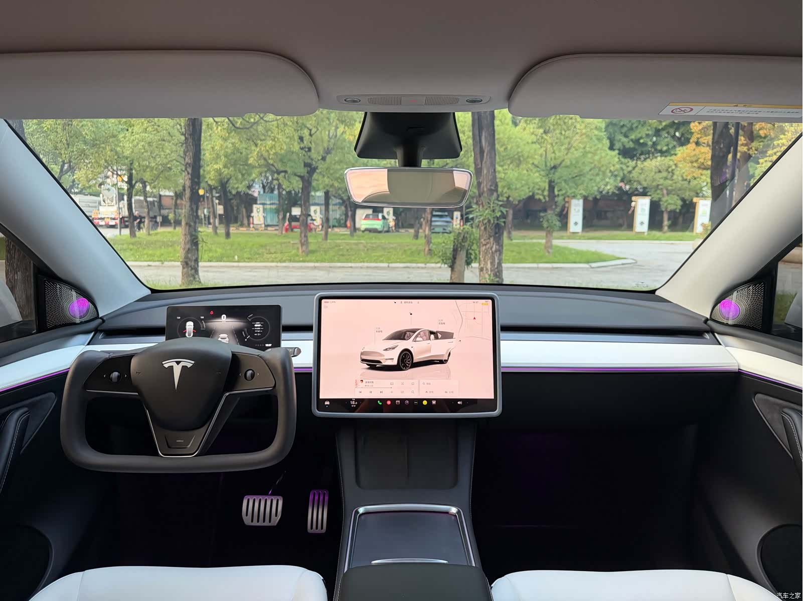 Tesla Model Y, 2023 20