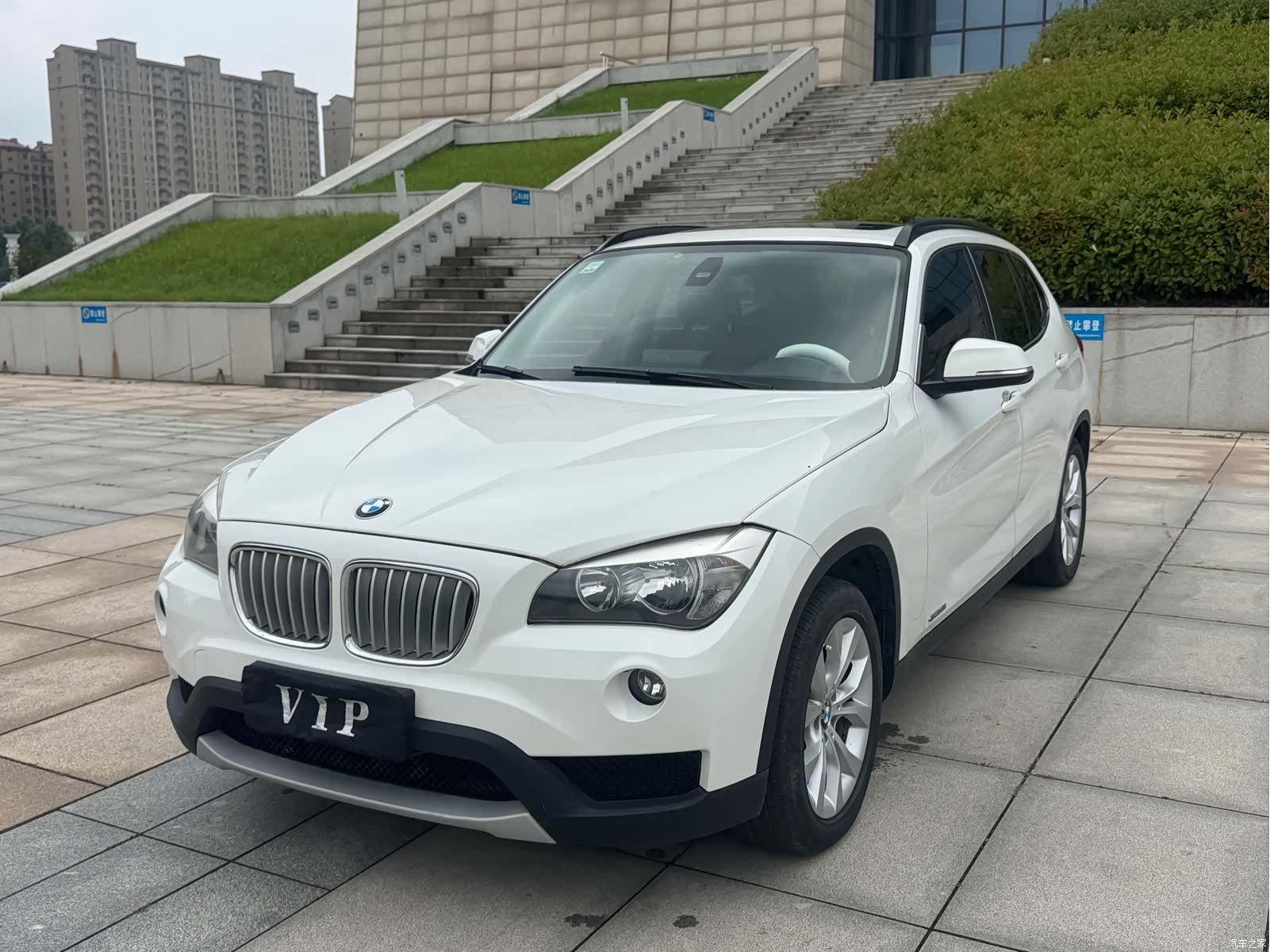 BMW X1, 2013 1