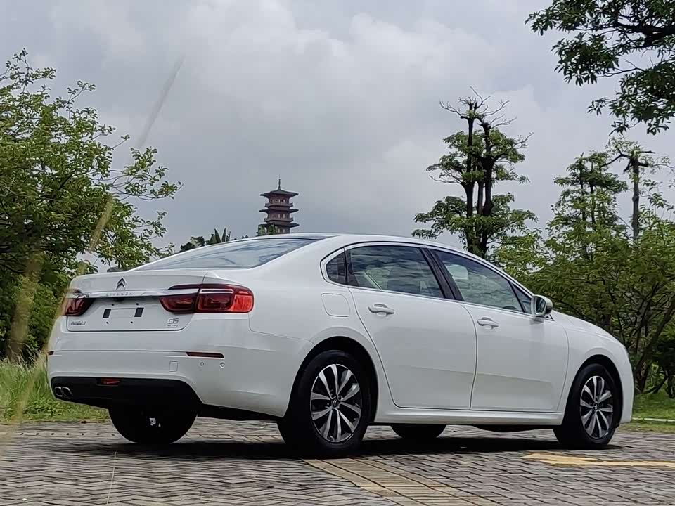 Citroen C6