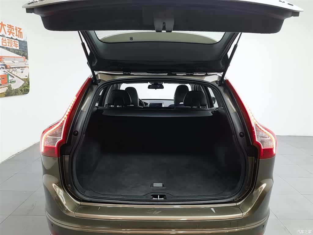Volvo XC60, 2017 16