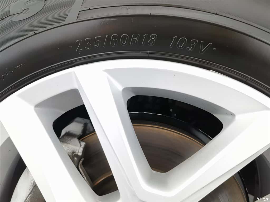 Volvo XC60, 2017 24
