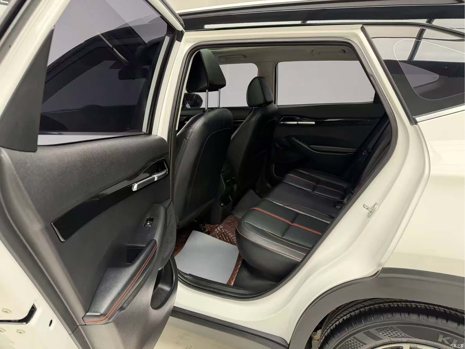 Kia KX3, 2021 13