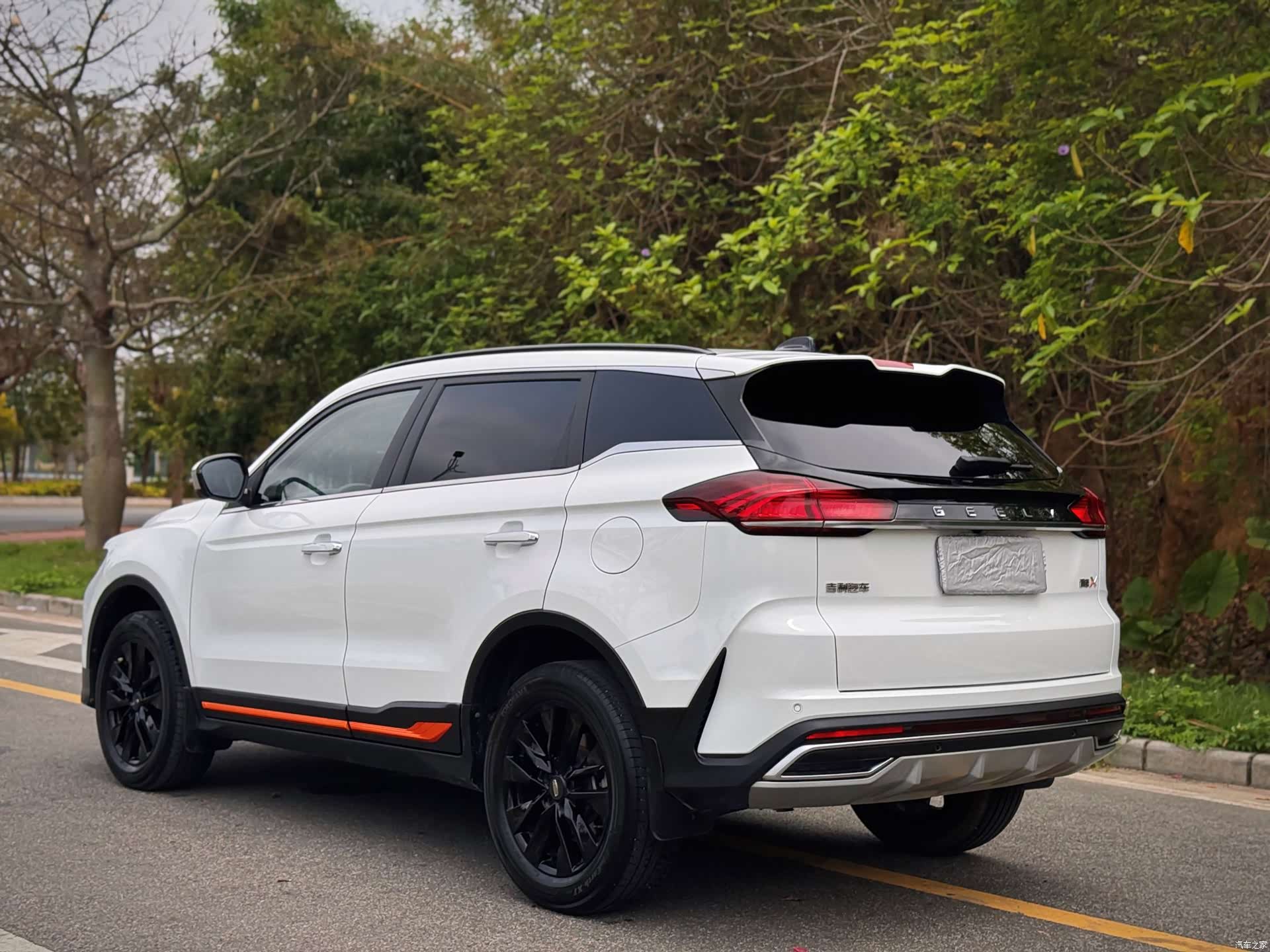 Geely Boyue, 2022 24