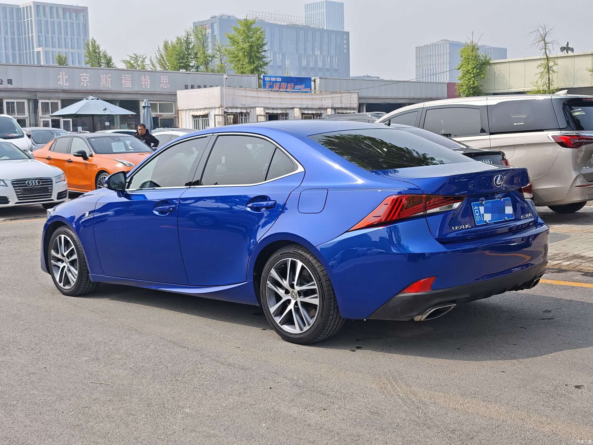 Lexus IS, 2019 4