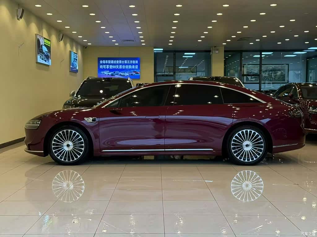 Stelato S9, 2025 4