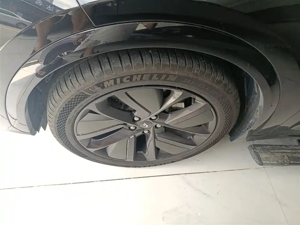 Li Auto Ideal L7