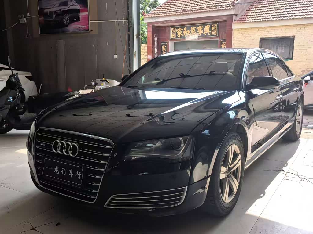 Audi A8