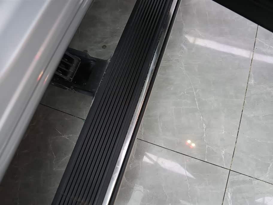 AITO Ask the world M7