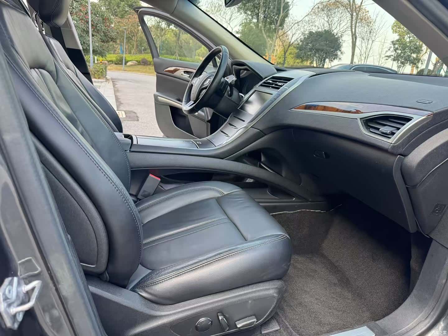 Lincoln MKZ, 2015 8
