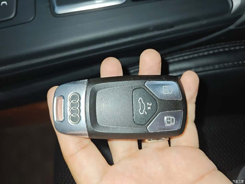 Audi A4L, 2019 9