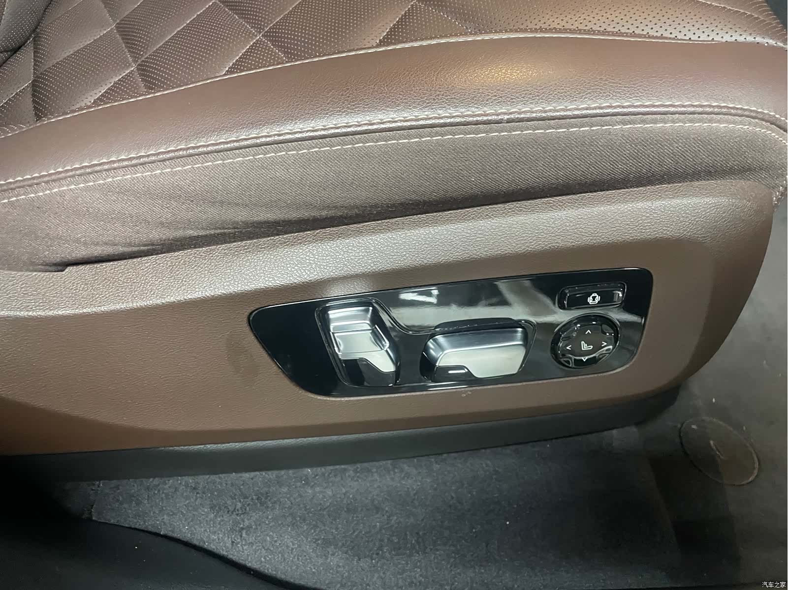 BMW X5, 2023 9