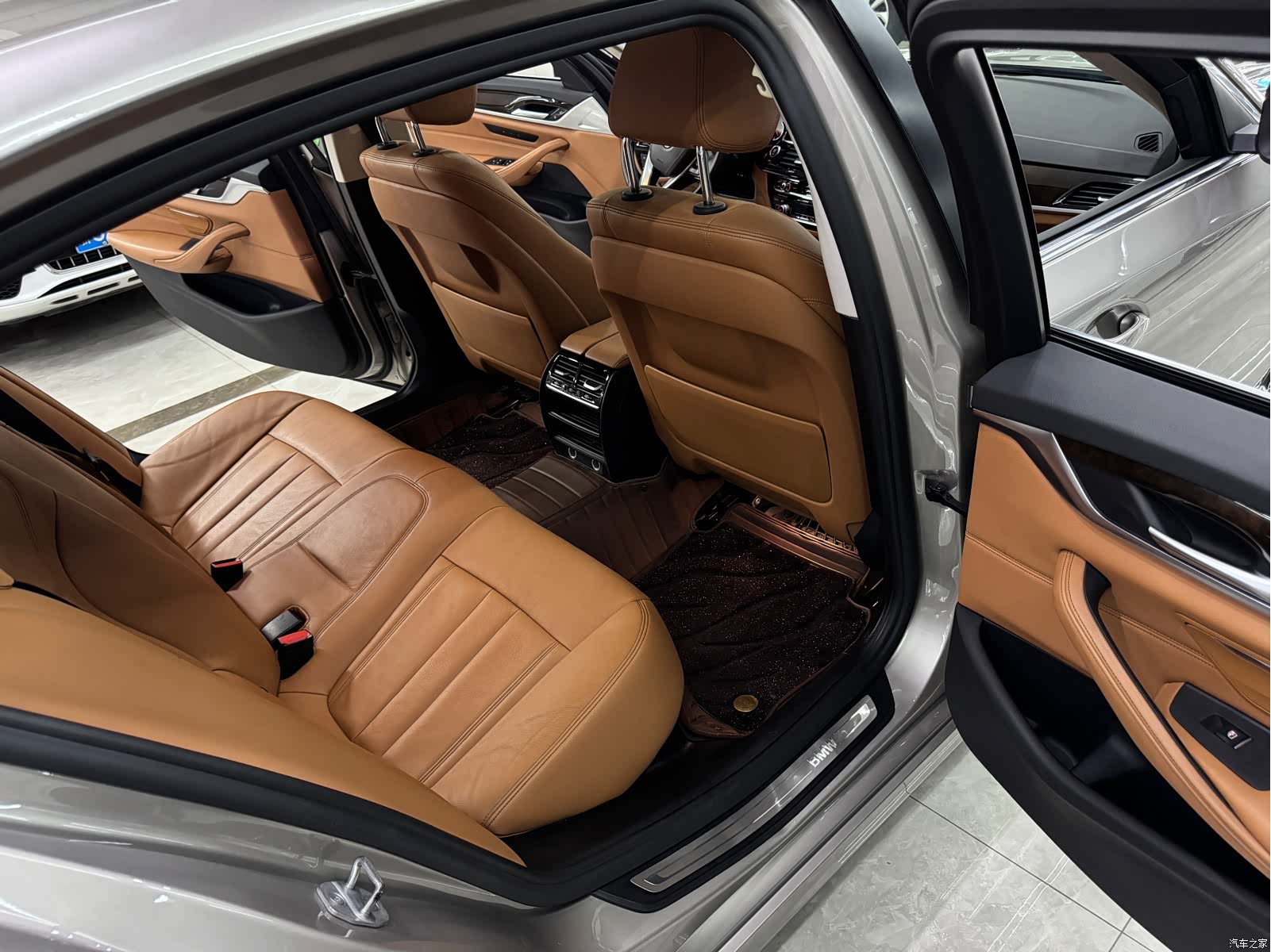BMW 5 Series, 2017 12