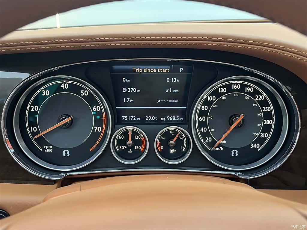 Bentley Flying Spur, 2016 15