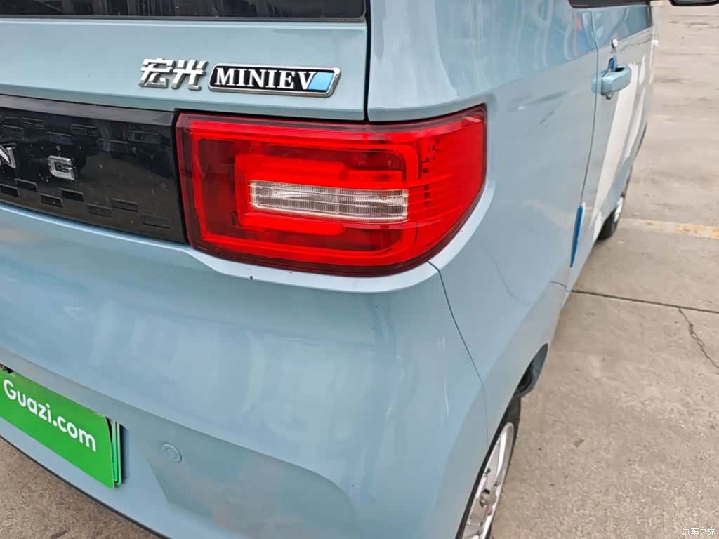 Wuling MINIEV, 2021 8