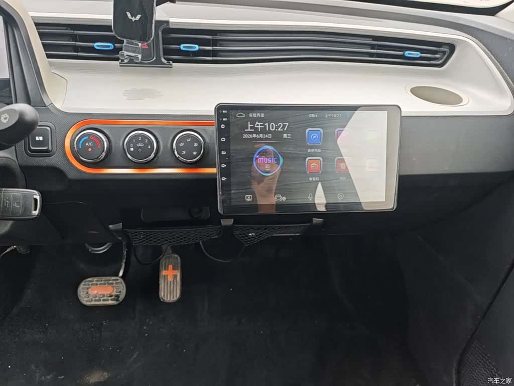 Wuling MINIEV, 2021 13
