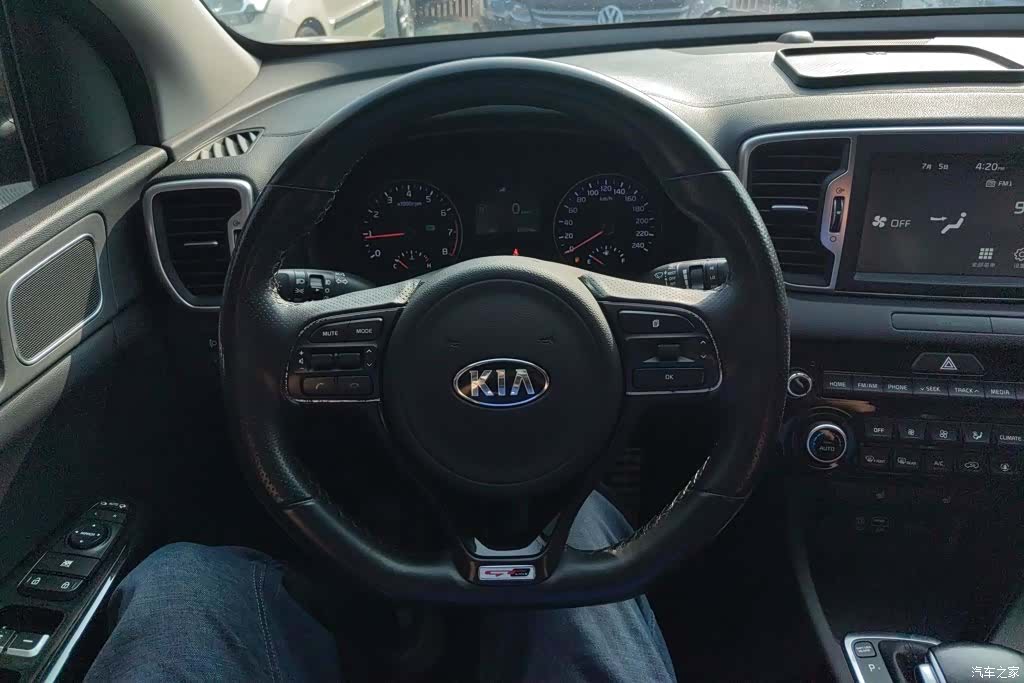 Kia KX5, 2016 15