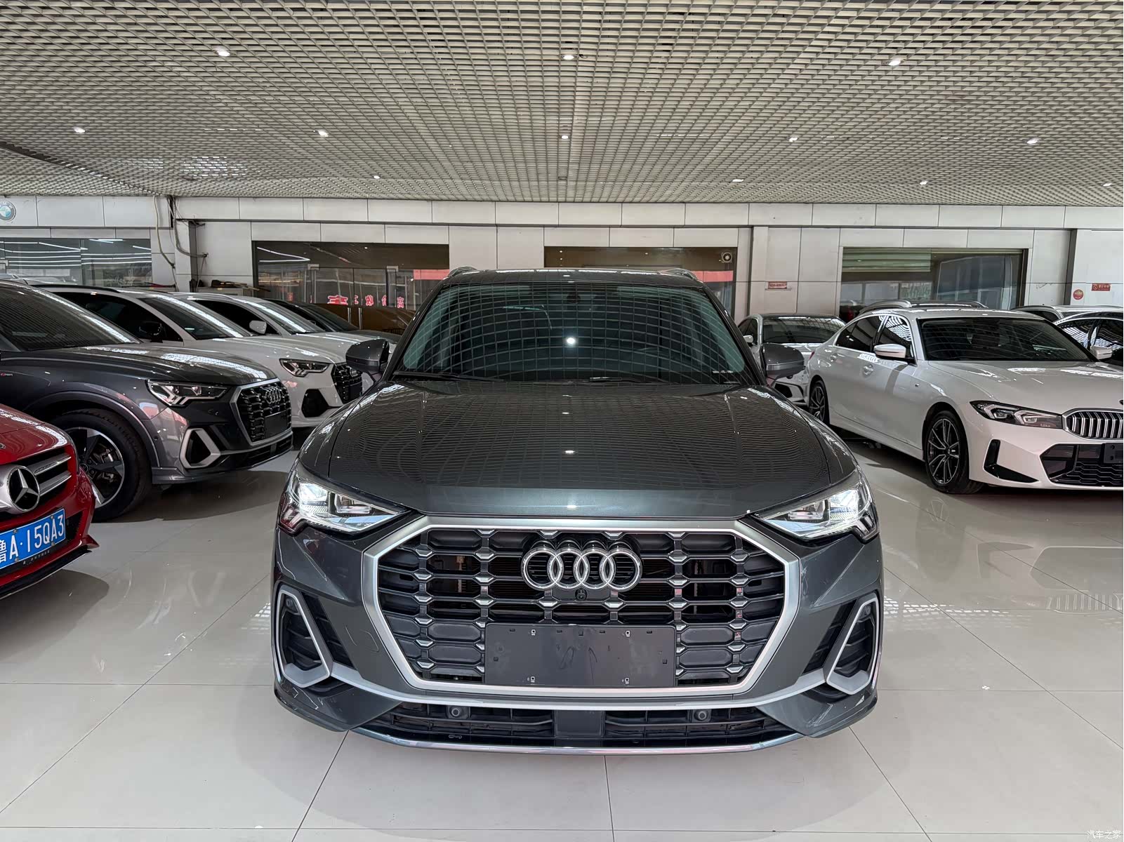 Audi Q3, 2022 2