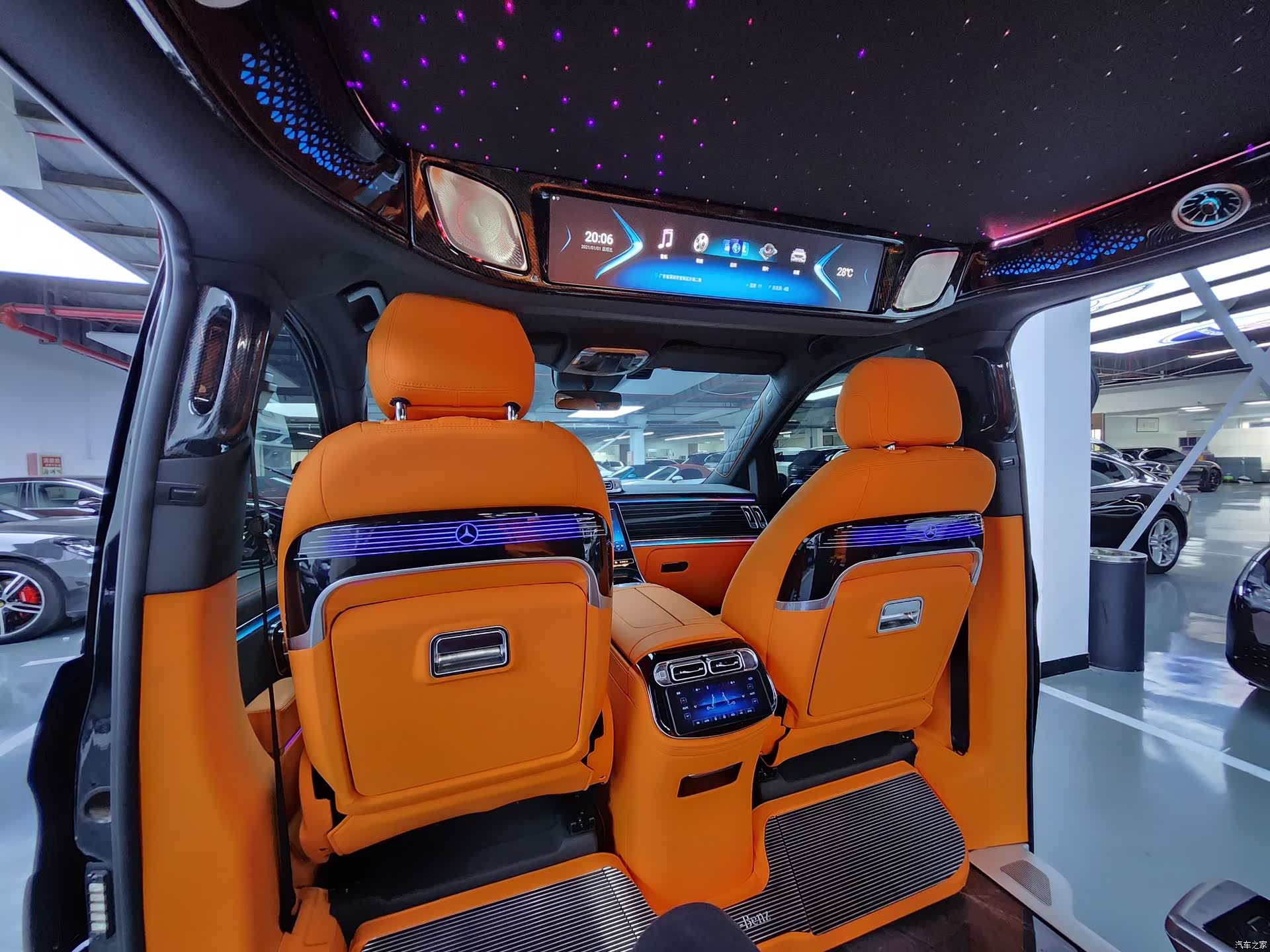 Mercedes-Benz 7, 2021 6