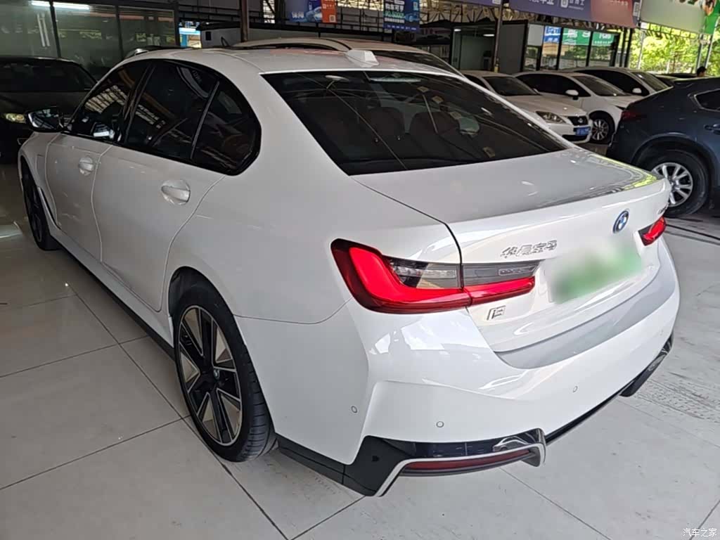 BMW i3, 2024 все фото