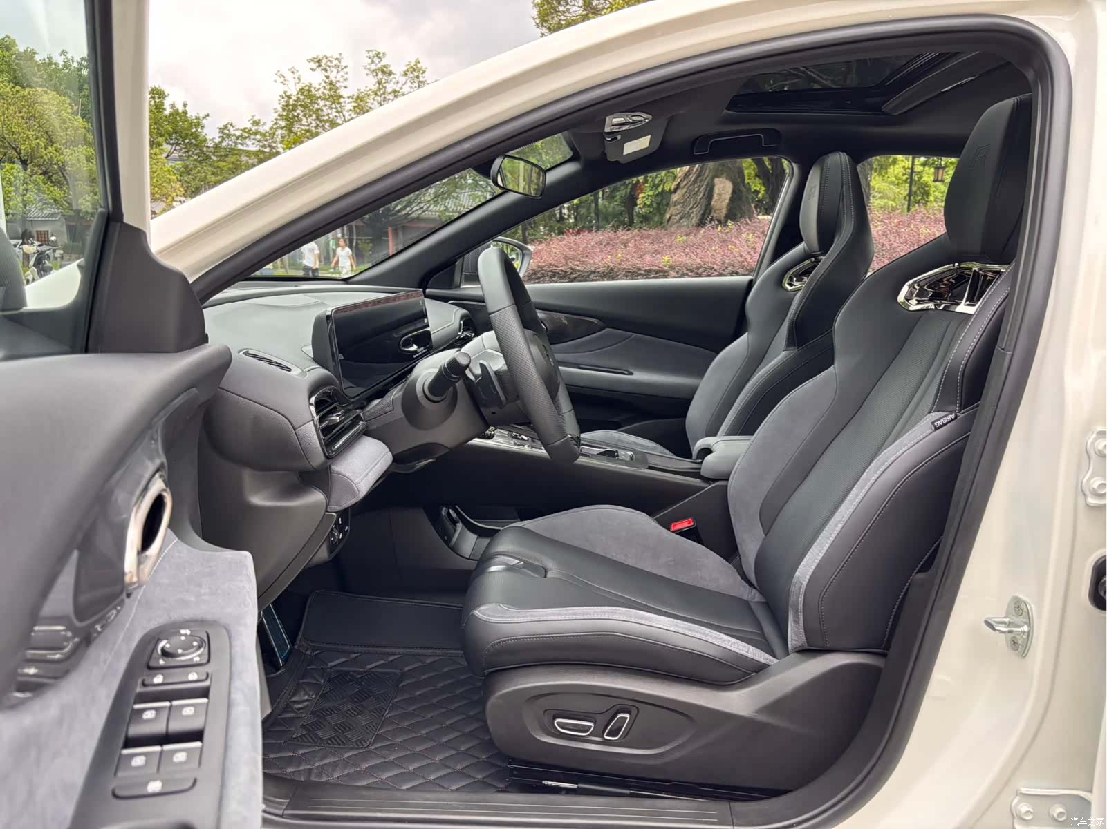 Trumpchi Empow, 2025 14