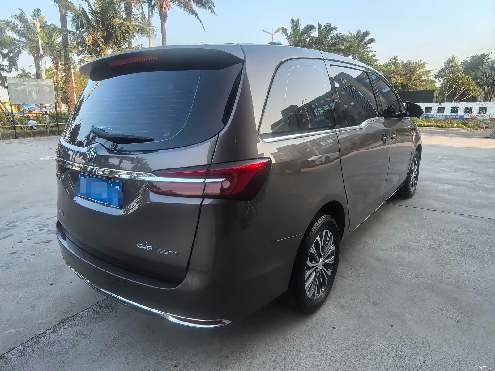 Buick GL8, 2020 8