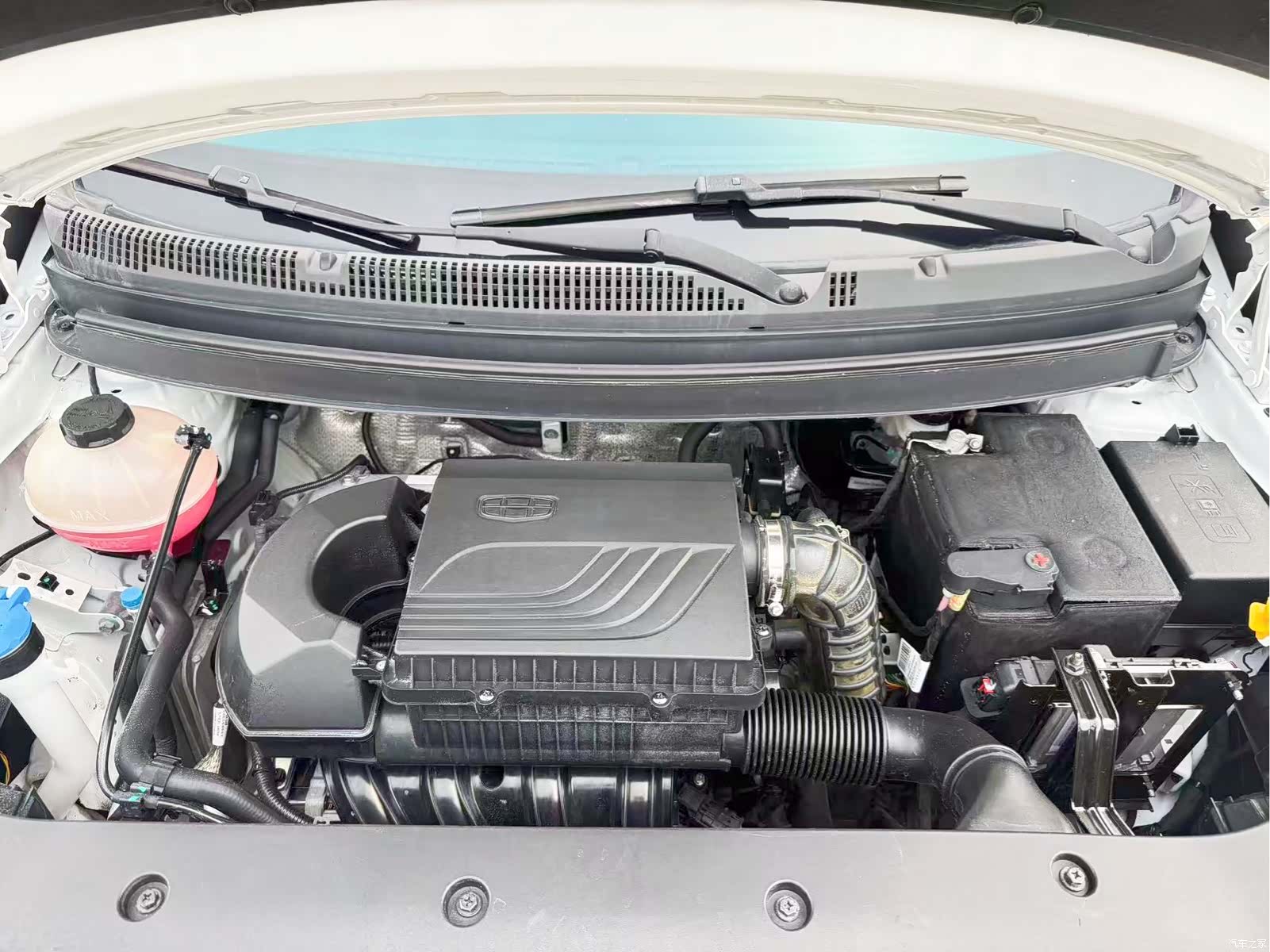 Geely X3, 2019 22