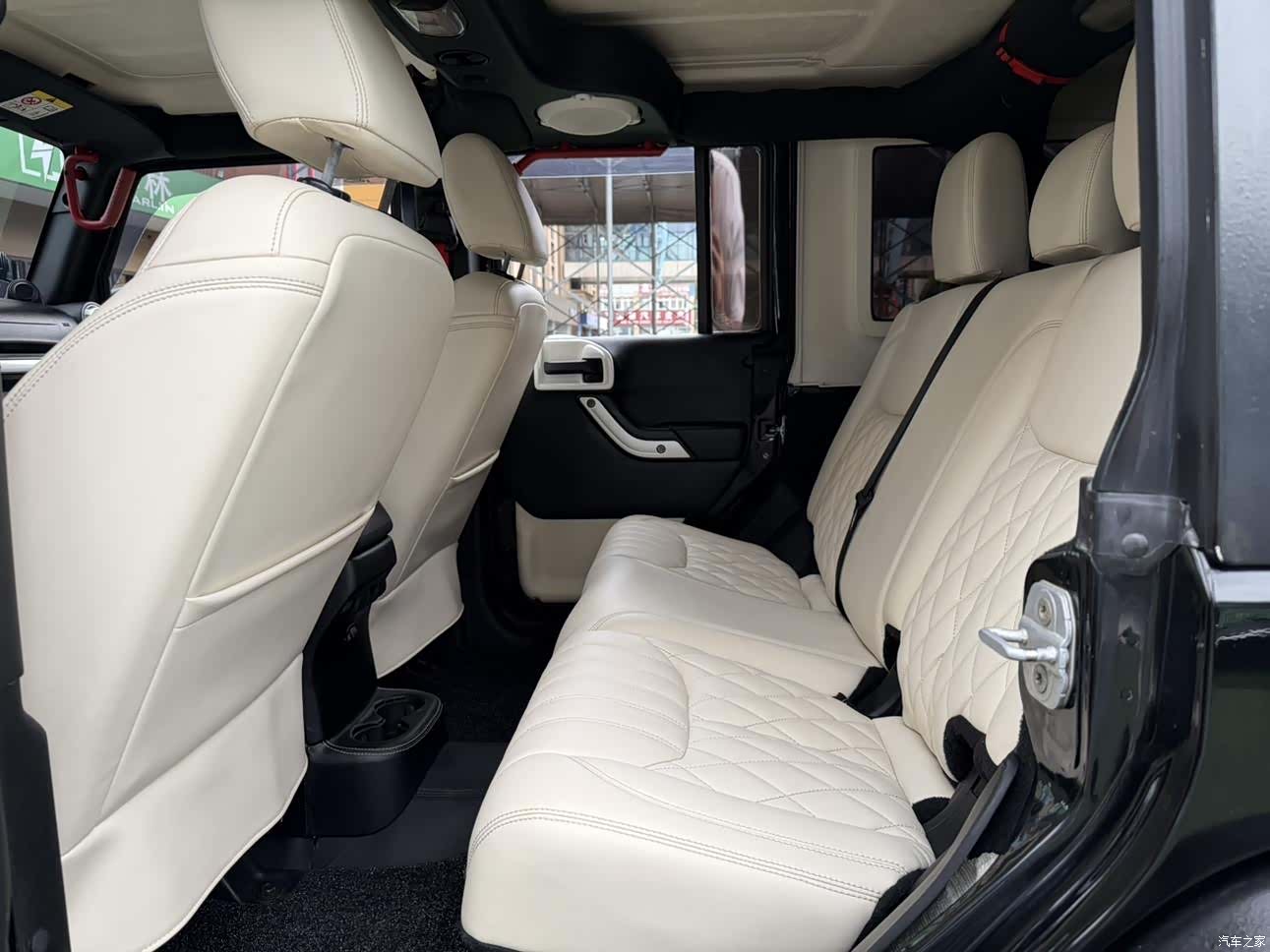 Jeep Wrangler, 2013 4