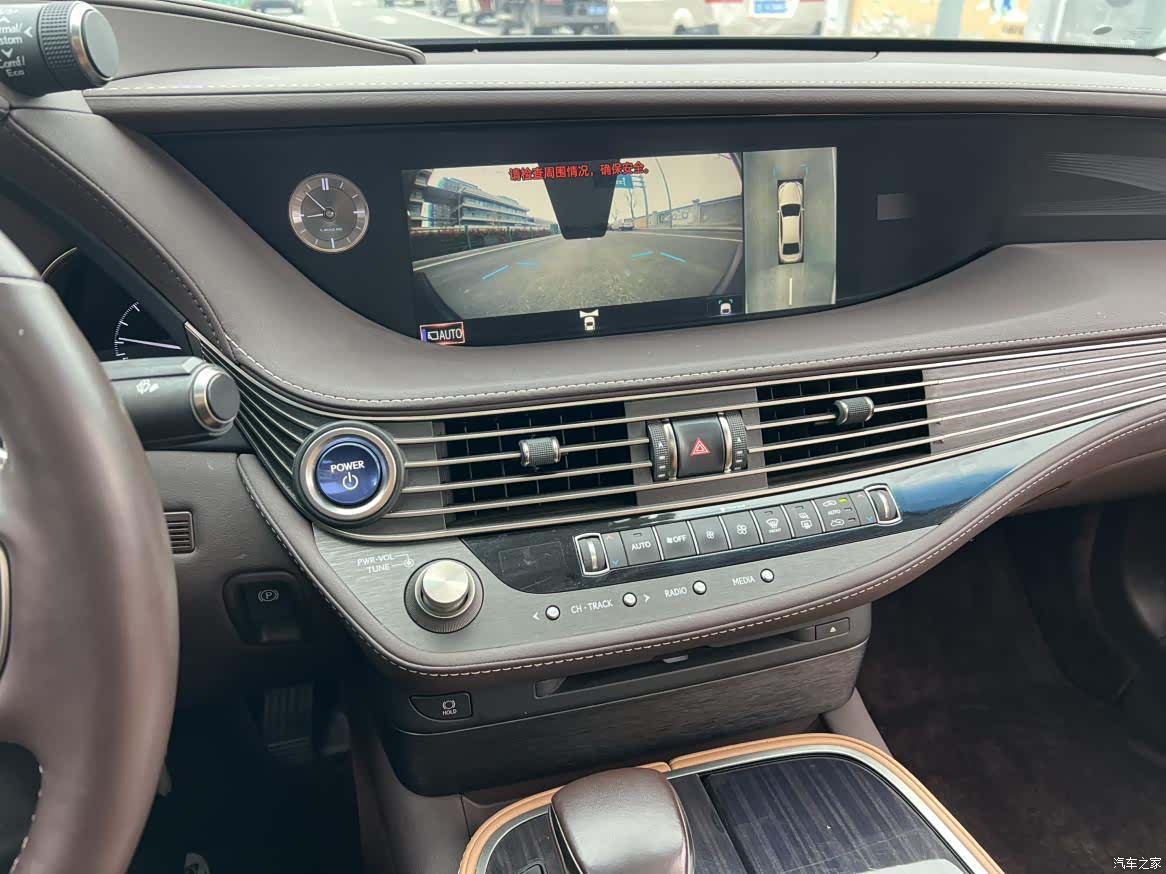 Lexus LS, 2020 все фото