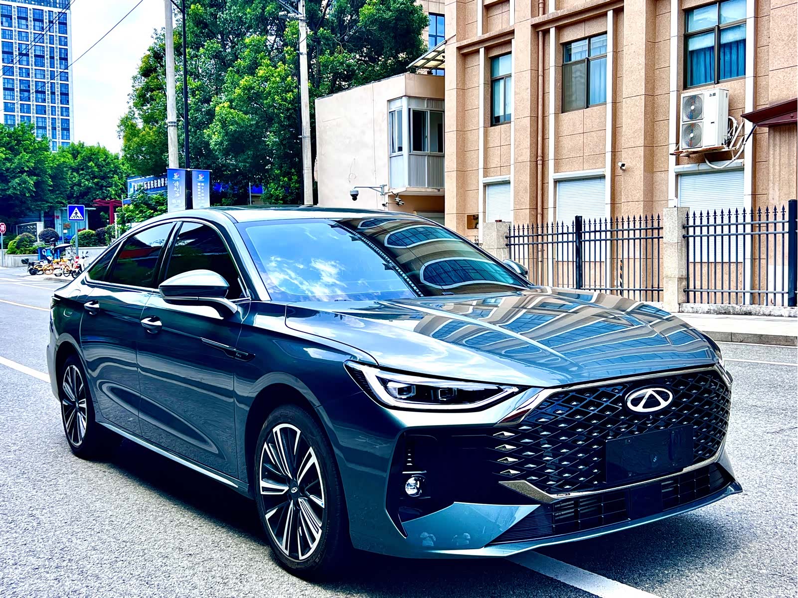 Chery Arrizo 8, 2025 2