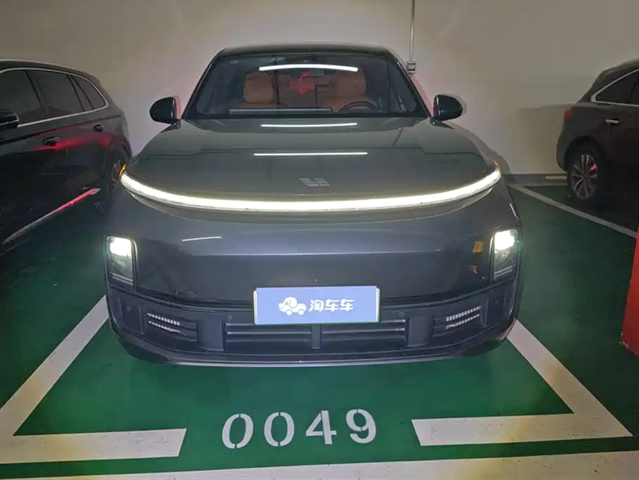Li Auto Ideal L8