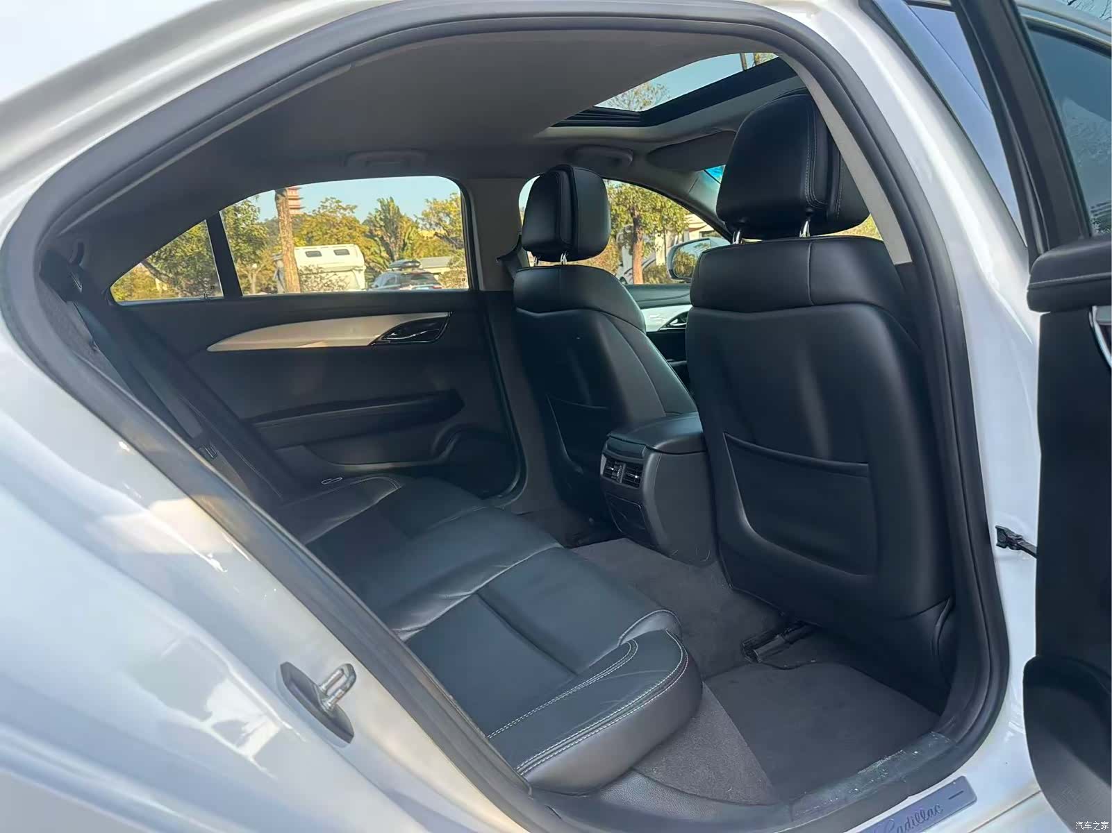 Cadillac ATS-L, 2018 12