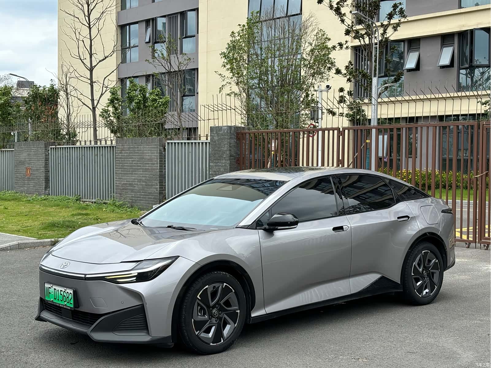 Toyota bZ3, 2024 1