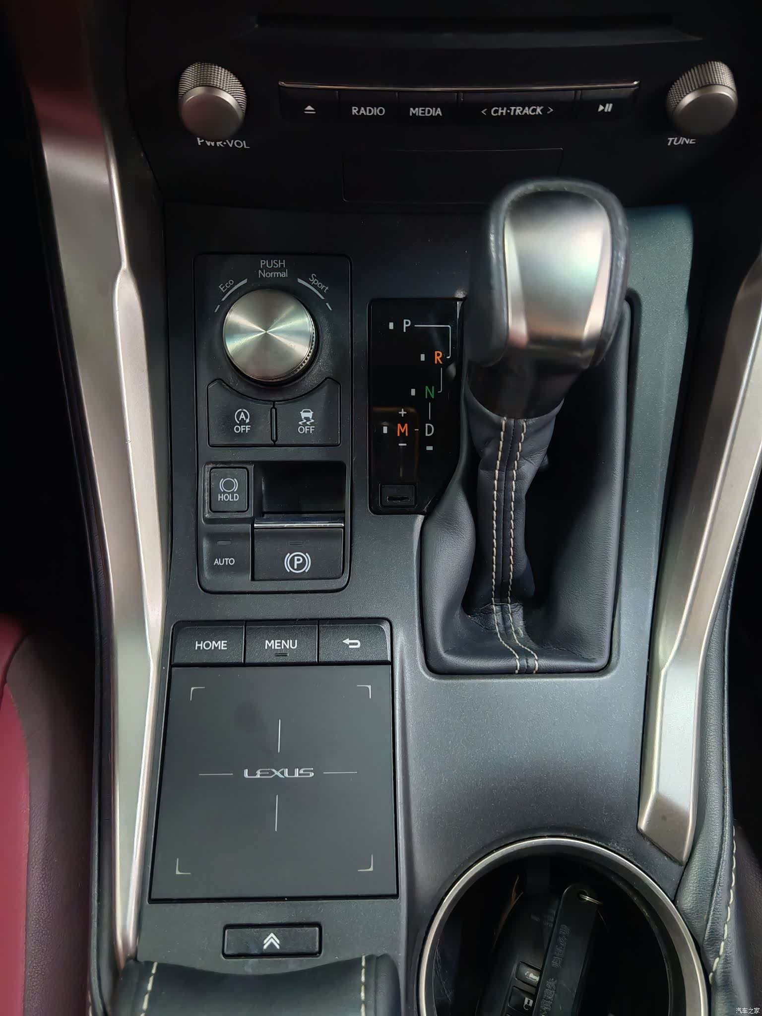 Lexus NX, 2018 15