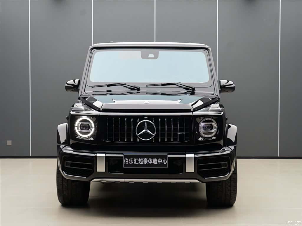 Mercedes-Benz G-Class, 2023 3